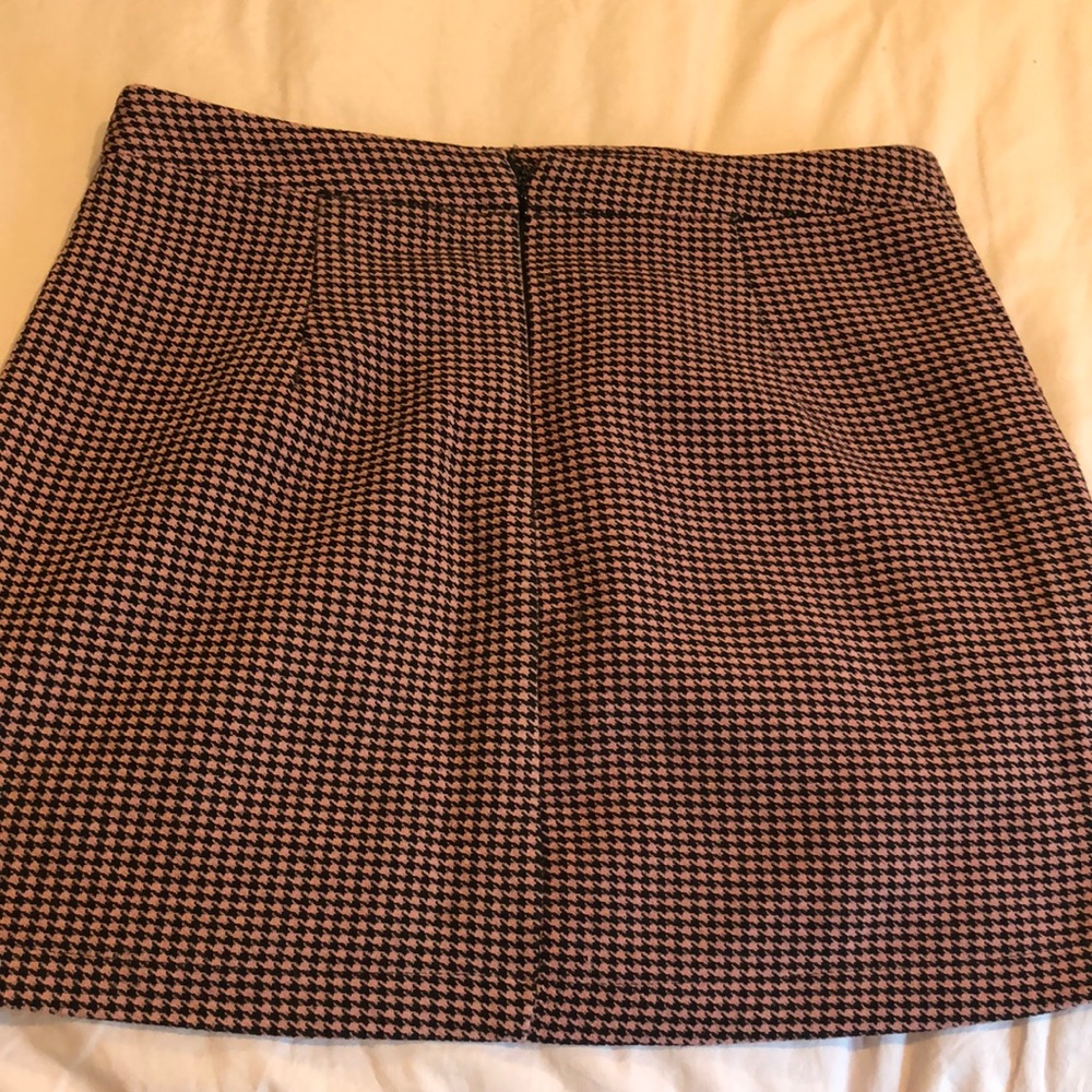 Skirt - Picture 3 of 4